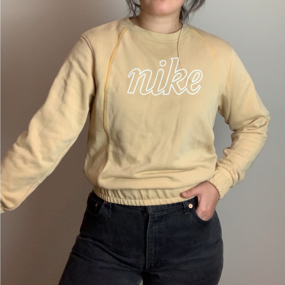 Nike Retro Sweater Sunshine Yellow Size XS